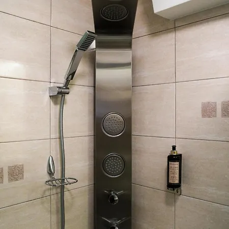 Rent Like - Orkana Ii Apartment